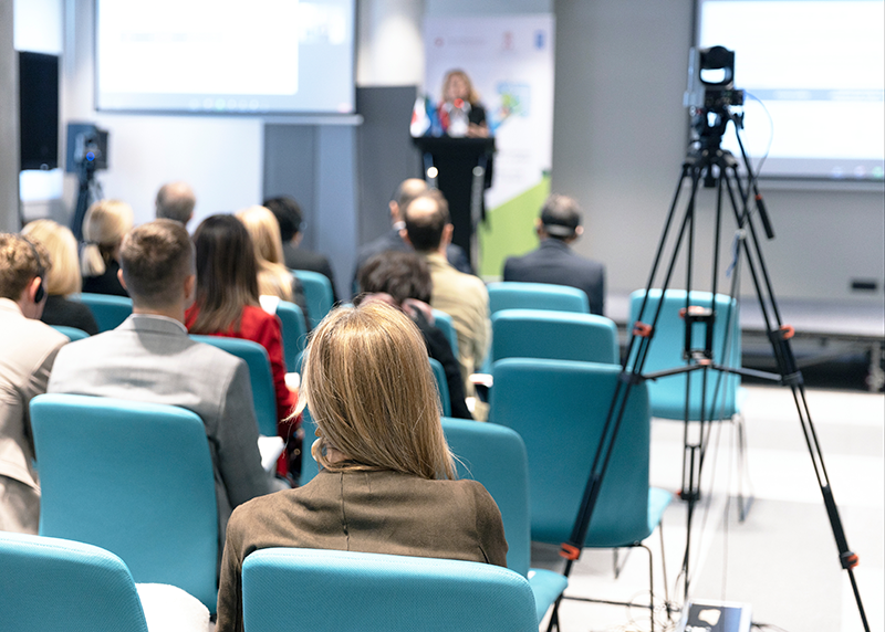 Hybrid Speaker Programs: From Backup Plan to Competitive Advantage